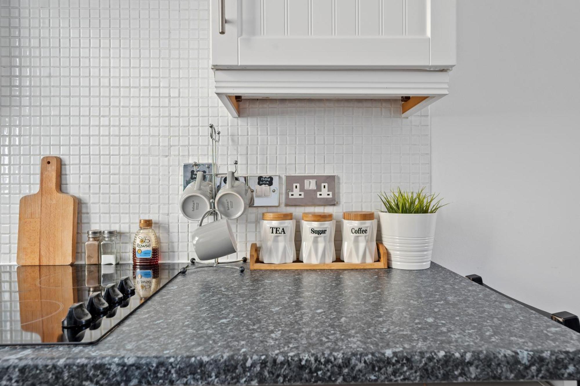 ロンドンOne-Bed Flat, Kensington, Bank Payment To The Host Within 24H From The Reservationアパートメント エクステリア 写真